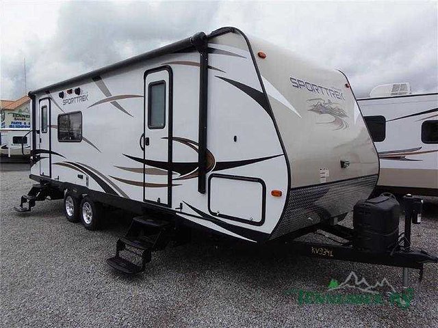 2015 Venture RV SportTrek Photo