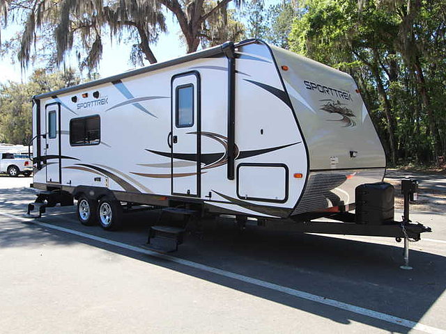 2015 Venture RV SportTrek Photo