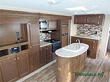 2015 Venture RV SportTrek Photo #18