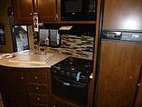 2015 Venture RV SportTrek Photo #12