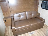2015 Venture RV SportTrek Photo #15