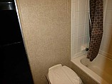 2015 Venture RV SportTrek Photo #19