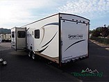 2015 Venture RV SportTrek Photo #9