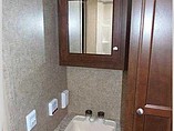 2015 Venture RV SportTrek Photo #17