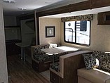 2015 Venture RV SportTrek Photo #4