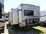 2015 Venture RV SportTrek Photo #5