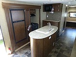 2015 Venture RV SportTrek Photo #22