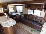 2015 Venture RV SportTrek Photo #7