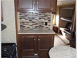 2015 Venture RV SportTrek Photo #13