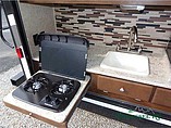 2015 Venture RV SportTrek Photo #9