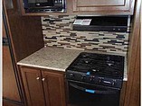 2015 Venture RV SportTrek Photo #15