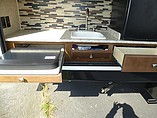 2016 Venture RV SportTrek Photo #11