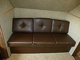 2016 Venture RV SportTrek Photo #42