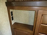 2016 Venture RV SportTrek Photo #47