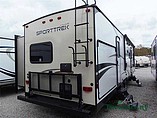 2015 Venture RV SportTrek Photo #5