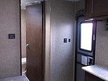 2015 Venture RV SportTrek Photo #22