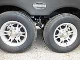 2015 Venture RV SportTrek Photo #12