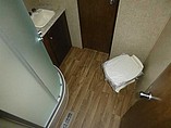 2015 Venture RV SportTrek Photo #32