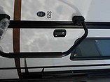 2015 Venture RV SportTrek Photo #11