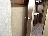 2015 Venture RV SportTrek Photo #23