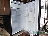 2015 Venture RV SportTrek Photo #7
