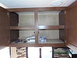 2015 Venture RV SportTrek Photo #21