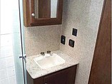 2015 Venture RV SportTrek Photo #27