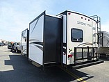 2016 Venture RV SportTrek Photo #6