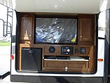 2016 Venture RV SportTrek Photo #9