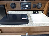 2016 Venture RV SportTrek Photo #12