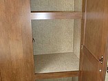 2016 Venture RV SportTrek Photo #31