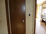 2016 Venture RV SportTrek Photo #47