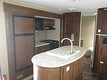 2015 Venture RV SportTrek Photo #9