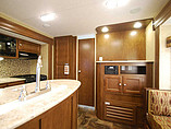 2015 Venture RV SportTrek Photo #23