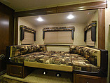 2014 Venture RV SportTrek Photo #25