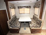 2015 Venture RV SportTrek Photo #12