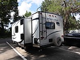 2015 Venture RV SportTrek Photo #8