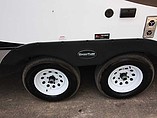 2015 Venture RV SportTrek Photo #10