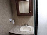 2015 Venture RV SportTrek Photo #18