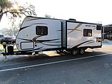 2015 Venture RV SportTrek Photo #4