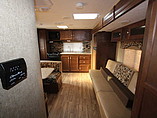 2015 Venture RV SportTrek Photo #9