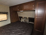 2015 Venture RV SportTrek Photo #11