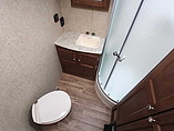 2015 Venture RV SportTrek Photo #14