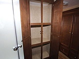 2015 Venture RV SportTrek Photo #21