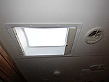 2015 Venture RV SportTrek Photo #24