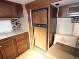 2015 Venture RV SportTrek Photo #28