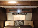2015 Venture RV SportTrek Photo #29