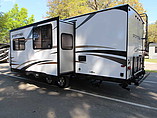 2015 Venture RV SportTrek Photo #5