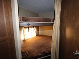2015 Venture RV SportTrek Photo #14