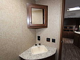 2015 Venture RV SportTrek Photo #19